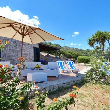 Trullo Anthos - Con Splendida Vista Mare E Giardino Privato Villa
